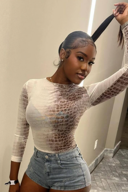 Printed Slim Fitted Crew Neck Cropped Long Sleeve Crop Top
