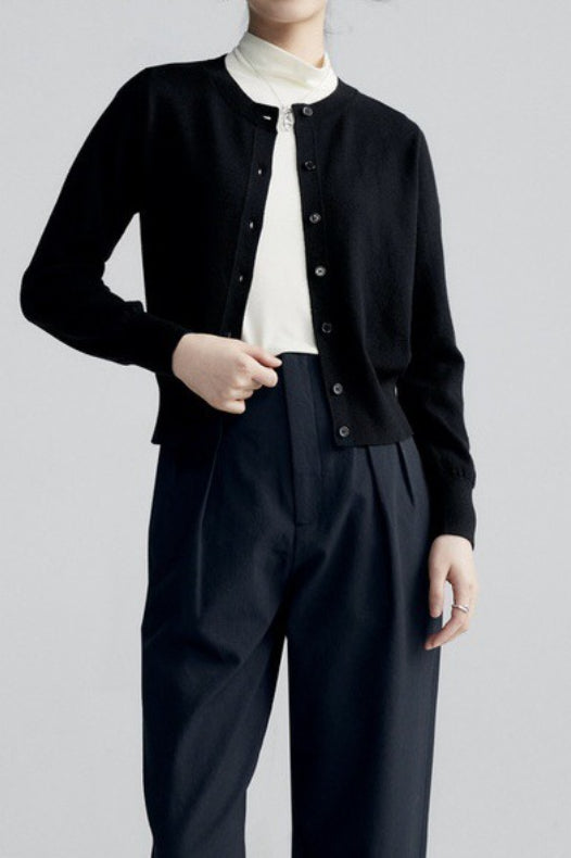 Solid Color Round Neck Knit Cardigan