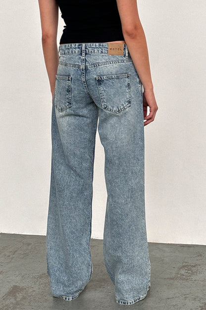 Low Rise Classic Relaxed Straight Leg Jeans