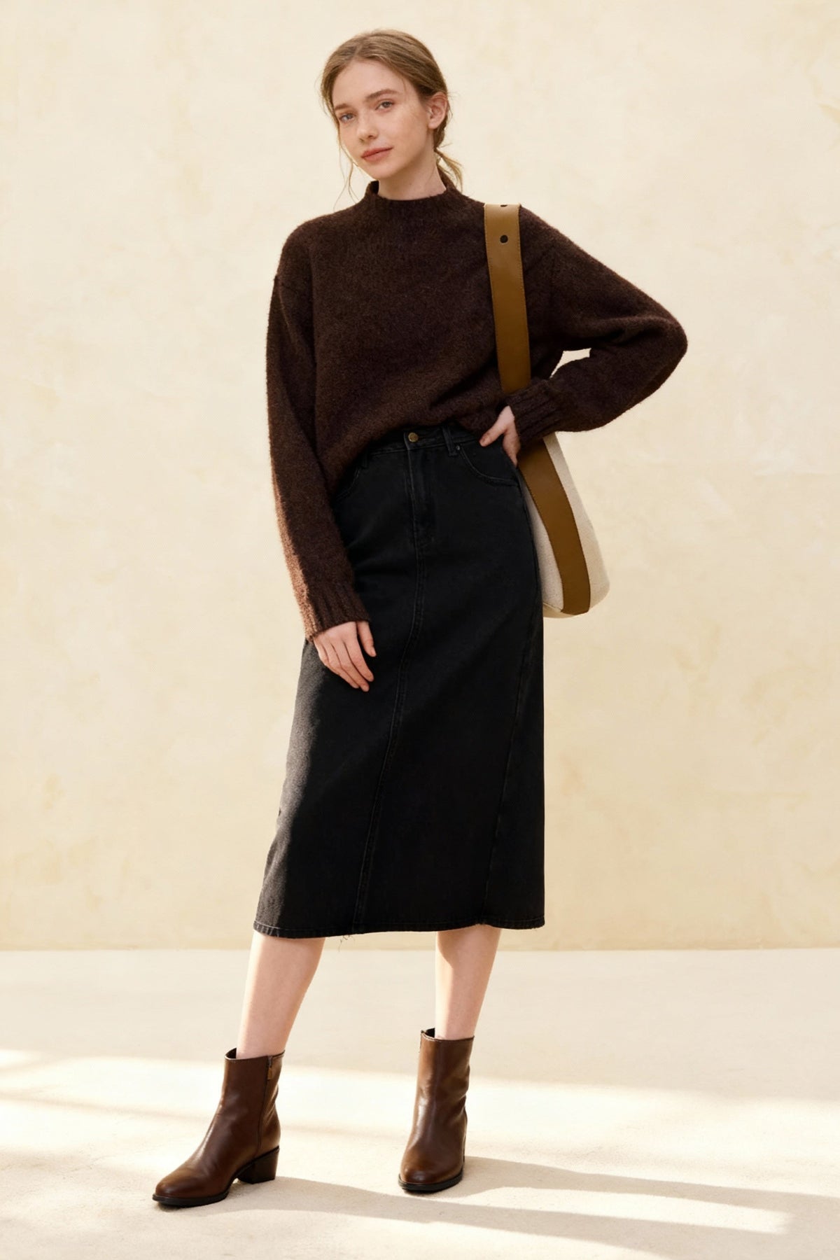Warm Soft Waxy Round Neck Pullover Sweater