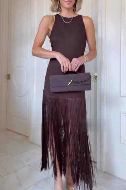 Sleeveless knitted maxi dress with tassels