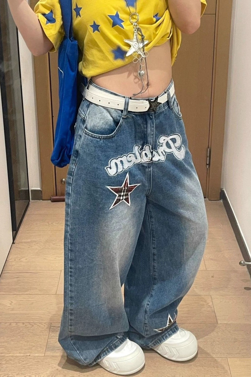 Retro Star Letter Appliqué Barrel Leg Jeans
