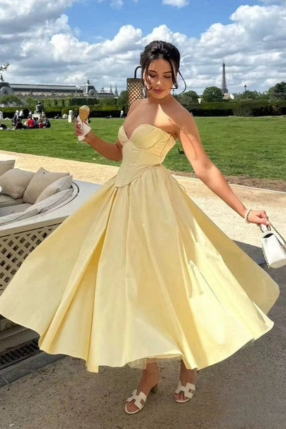 Romantic Bow Boned Strapless Slim Solid Prom Dress