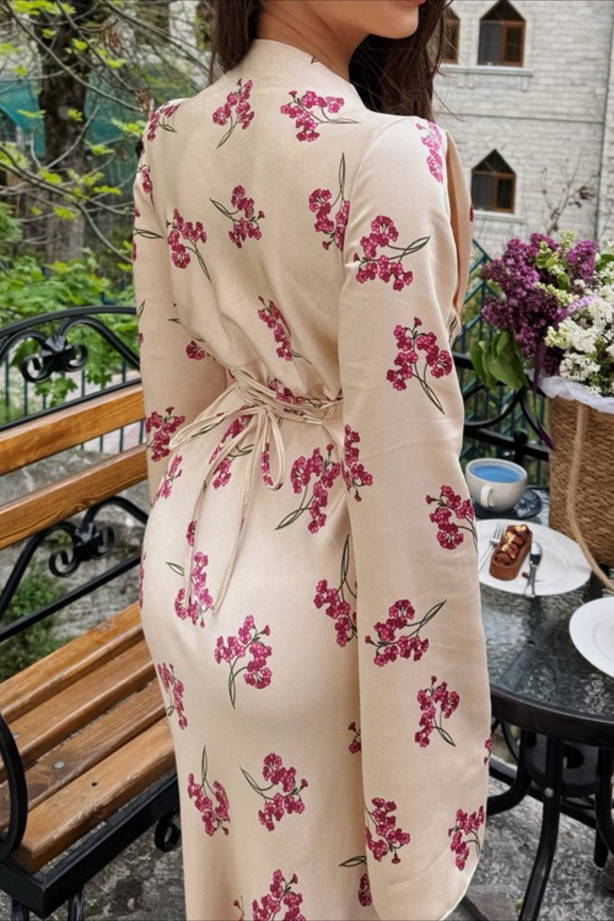 Elegant V Neck Flare Sleeve Maxi Floral Dress