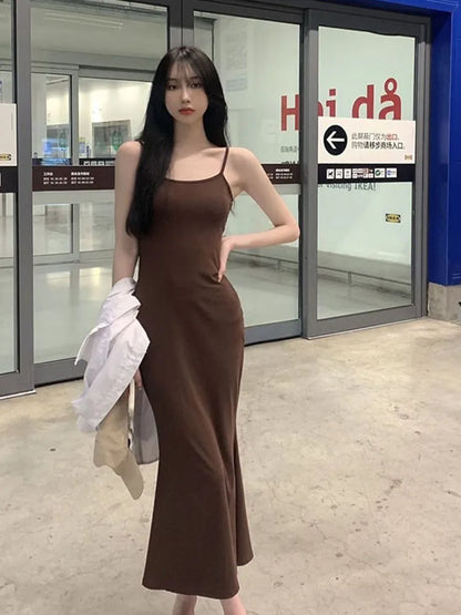 Spaghetti Strap Scoop Neck Bodycon Mermaid Hem Maxi Dress