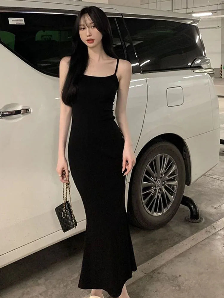 Spaghetti Strap Scoop Neck Bodycon Mermaid Hem Maxi Dress