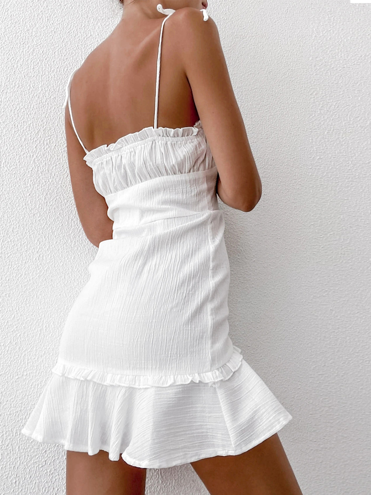 Sexy V-Neck Ruffle Skirt Modern Tight Sling Short Dress