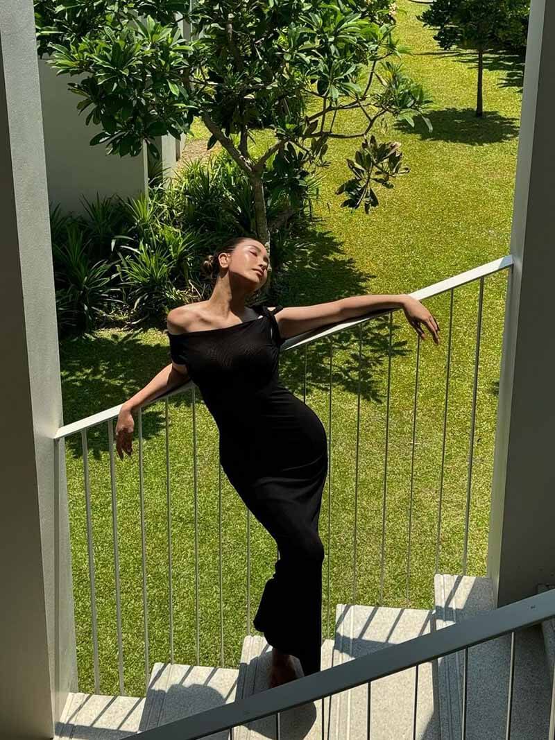 Hattie Twisted Maxi Dress
