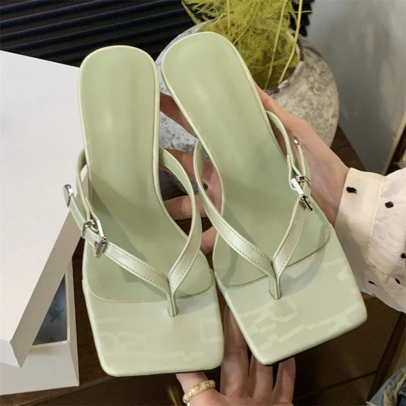 Summer Fashion Clip Toe Buckle Women Slippers Gladiator Party Thins Flip Flops Slides Shoes Low Heel Pumps