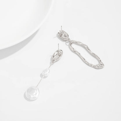 Retro Irregular Faux Pearl Long Metal Geometric Earrings