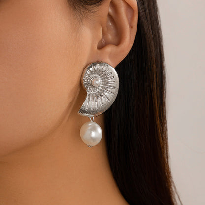 Seashell Pearl Mix Textured Stud Earrings