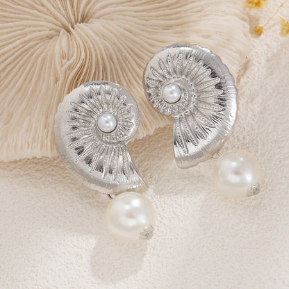 Seashell Pearl Mix Textured Stud Earrings
