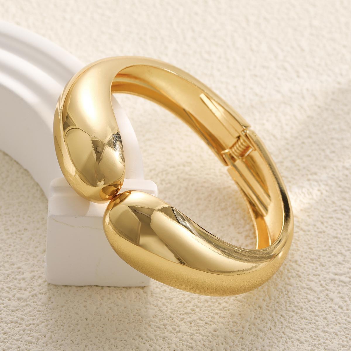 Polished Alloy Teardrop Coil Open Cuff Bracelet