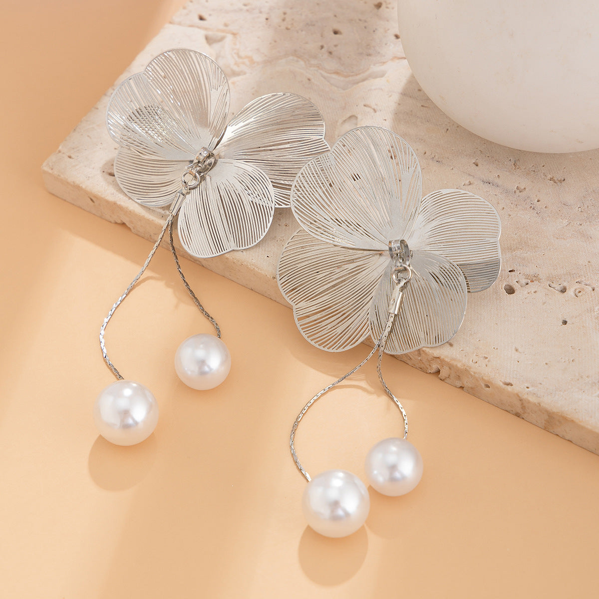 Ginkgo Flower Dangle Drop Earrings