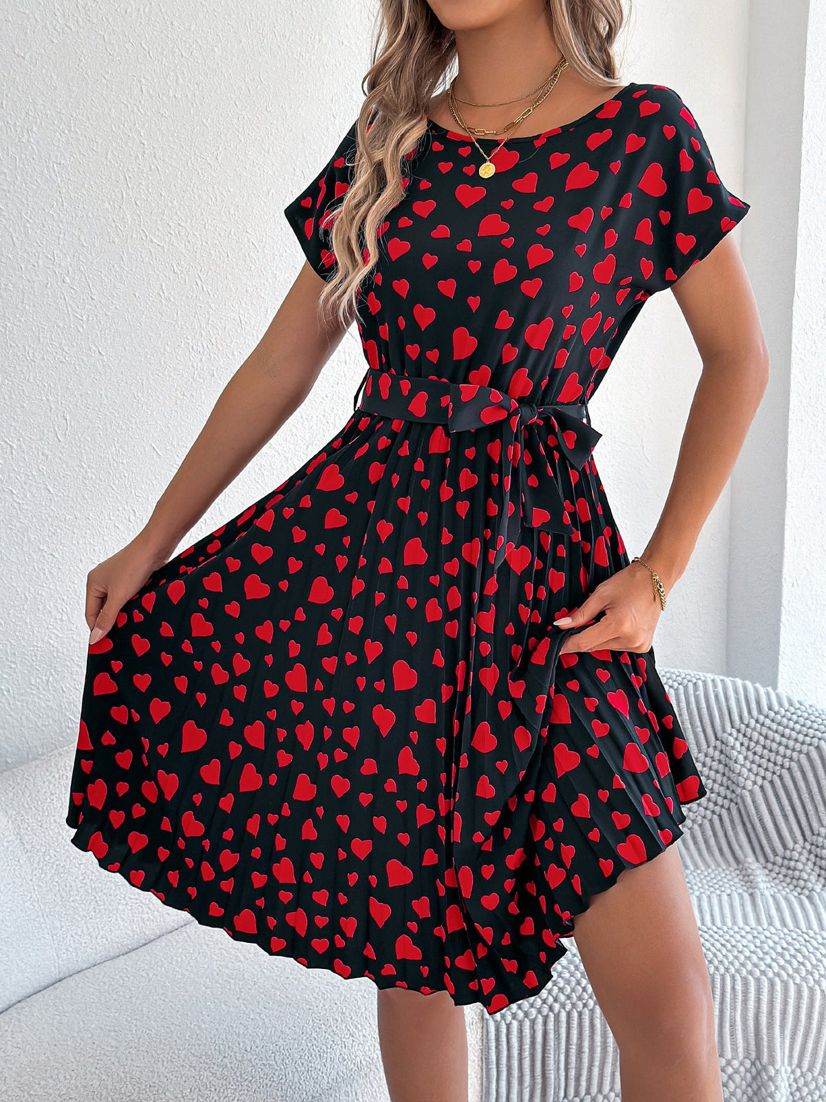 Valentine Day Gift Spring Summer Casual Contrast Color Love Heart Short Sleeve Waist Controlled Pleated Dress Women Clothing