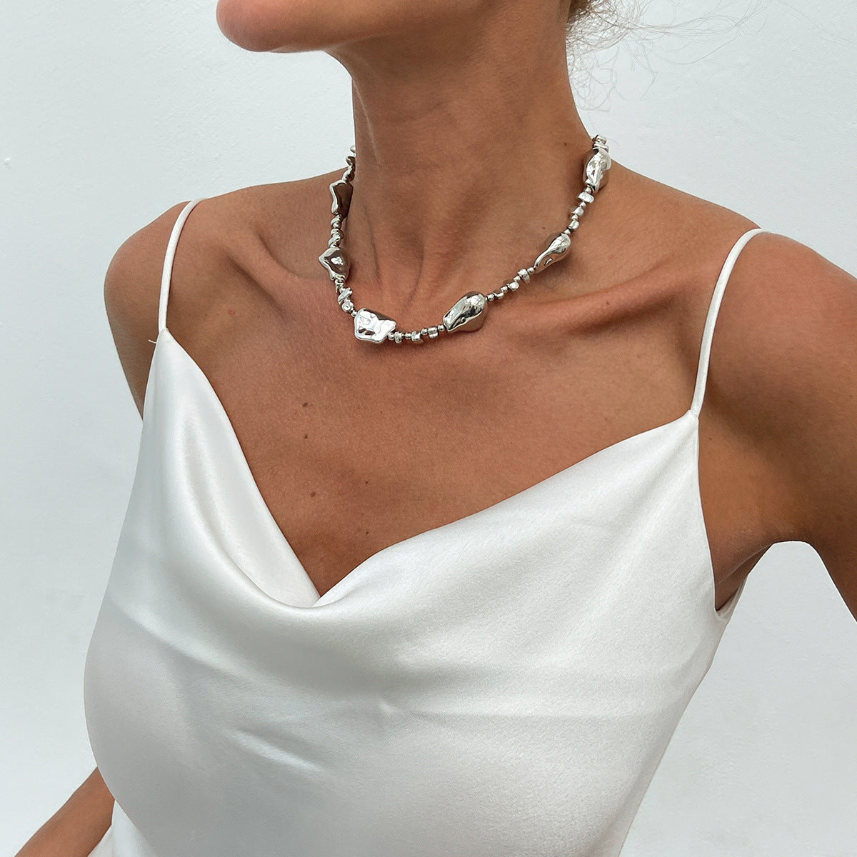 Irregular Bead Star Cross Fringe Choker Necklace