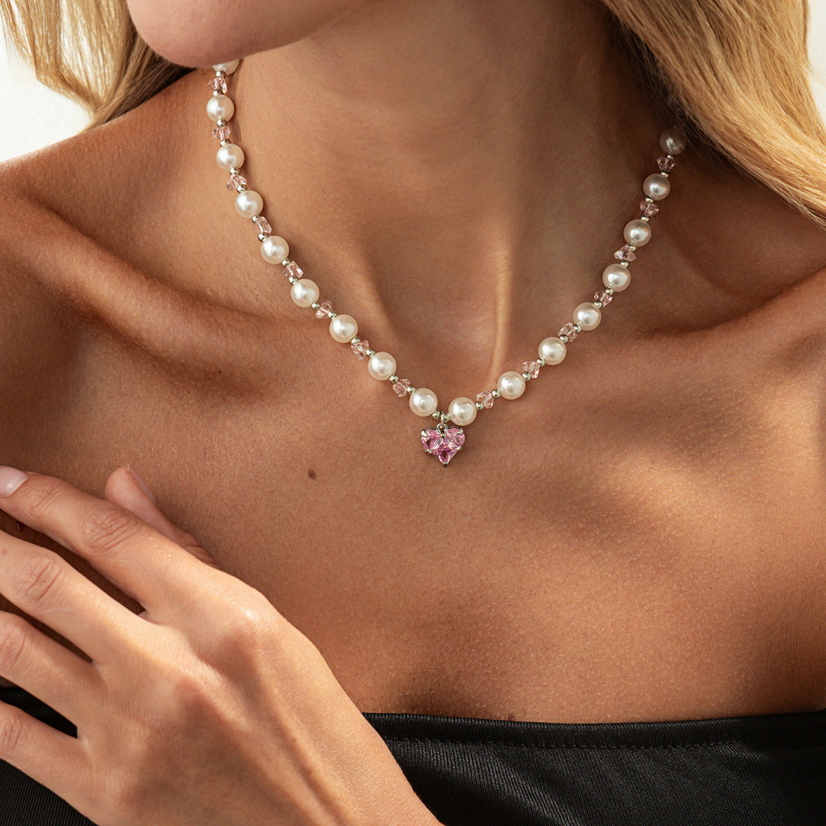 Crystal Heart Pearl Bead Choker Necklace
