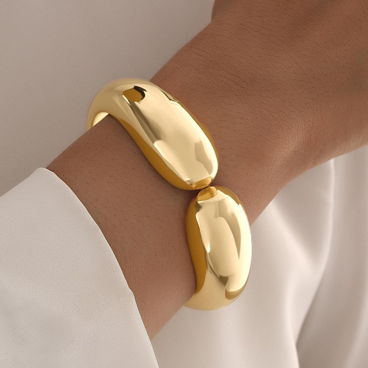 Polished Alloy Teardrop Coil Open Cuff Bracelet