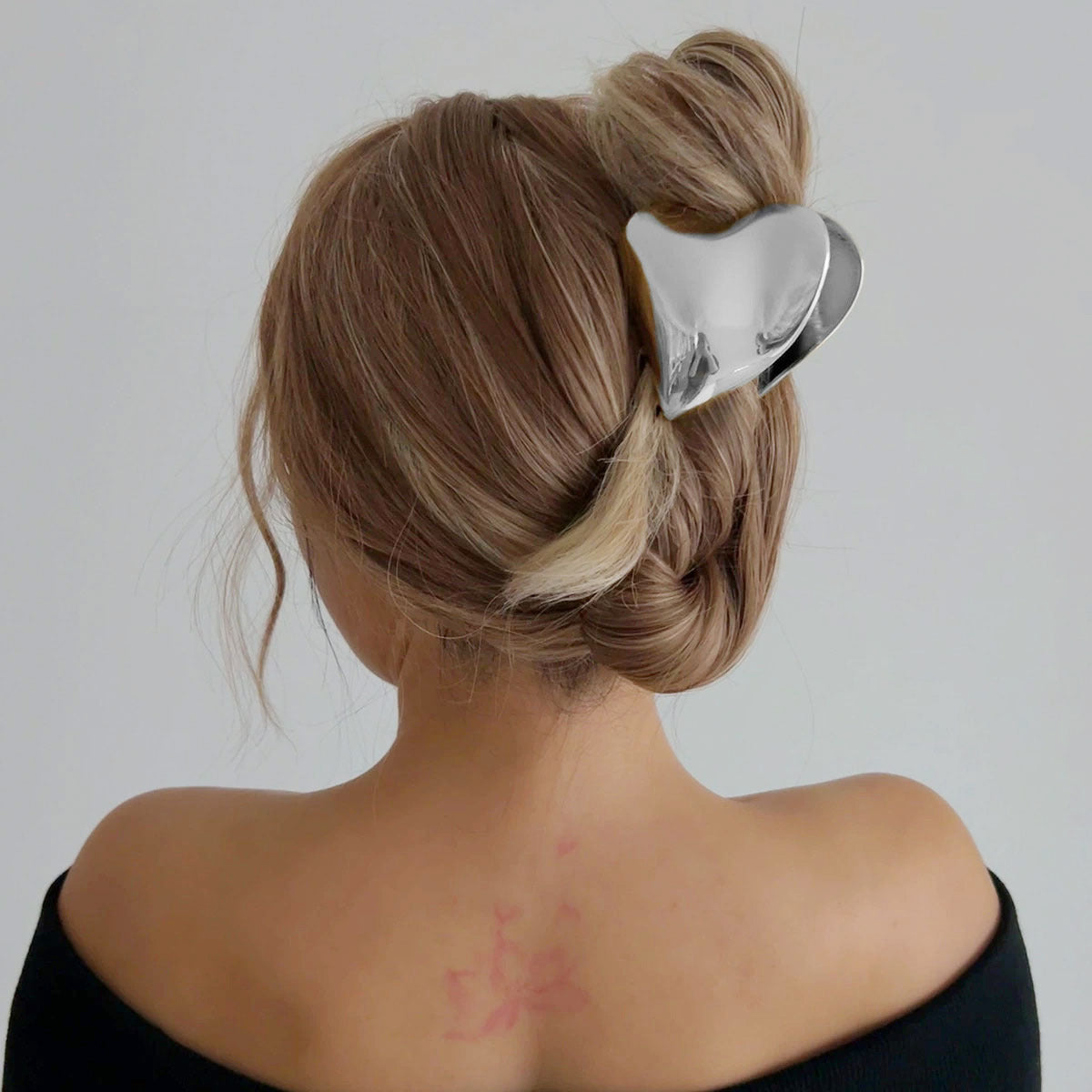 Metal Heart Design Hair Claw