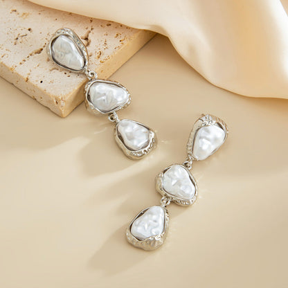 Retro Irregular Faux Pearl Long Metal Geometric Earrings