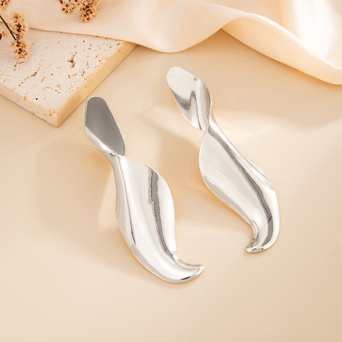 Minimalist Irregular Spiral Geometric Stud Earrings
