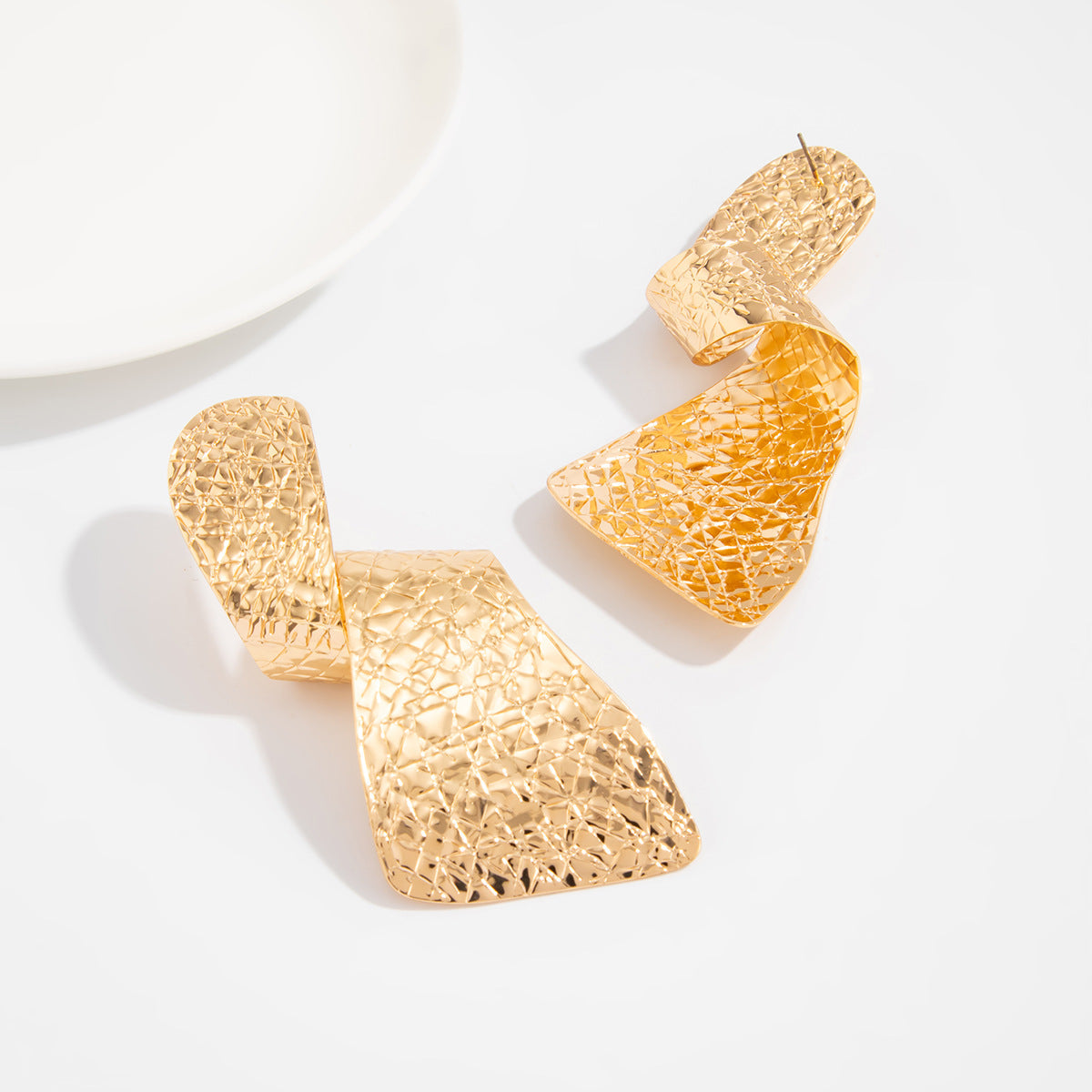 Minimalist Irregular Spiral Geometric Stud Earrings
