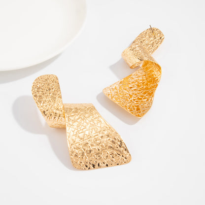 Minimalist Irregular Spiral Geometric Stud Earrings