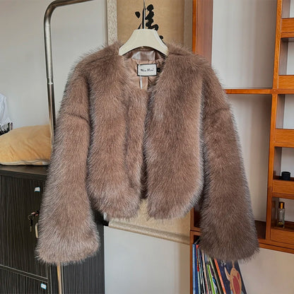 Chic Brand Icon Fashion Kendall Jenner Brown Gradient Faux Fur Jacket Women Winter New Luxury Cropped Fox Fur Coat