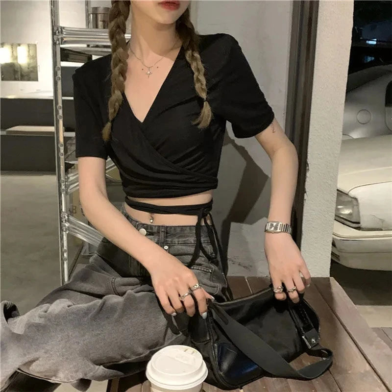 Summer Casual Tee Tops Women T shirts Solid V-neck Sexy Cropped Top Cross Tie-Up Harajuku Basic Korean Street T-shirts mujer Y2k