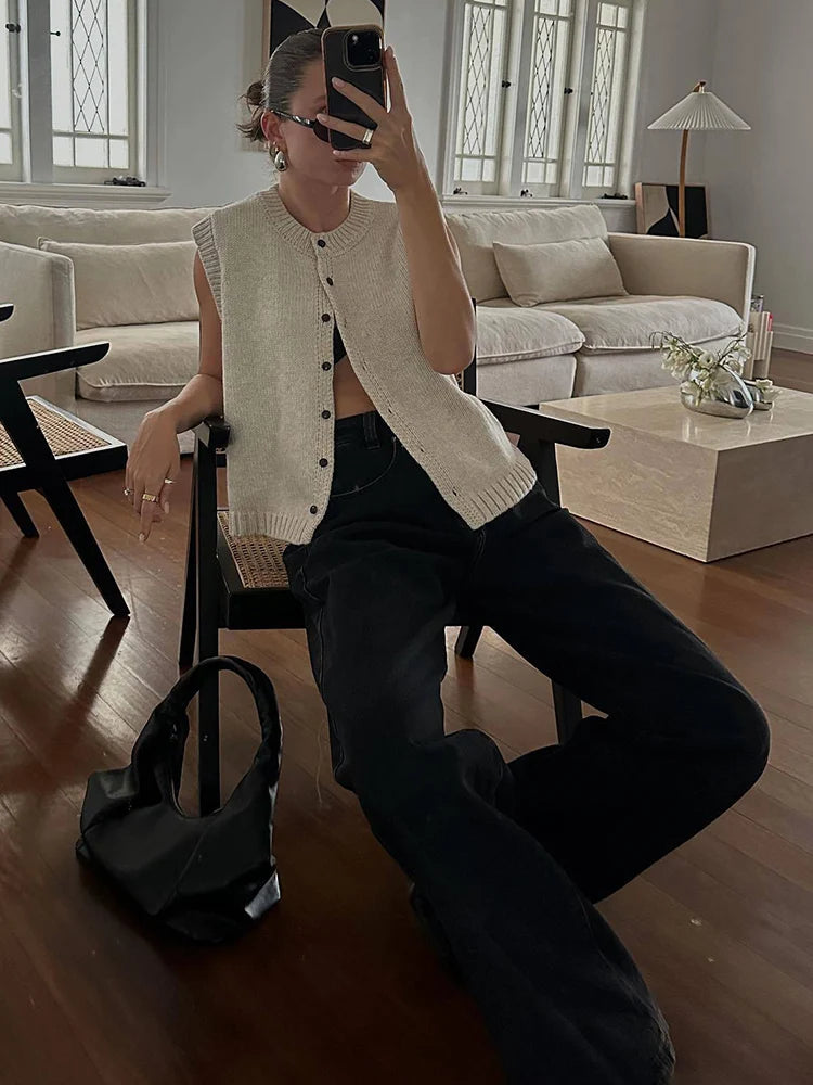 Knitted Vests Top For Women Casual Single-Breasted Knitwear Cardigan Tank Sweater Female Solid Sleeveless 2025 Fashion