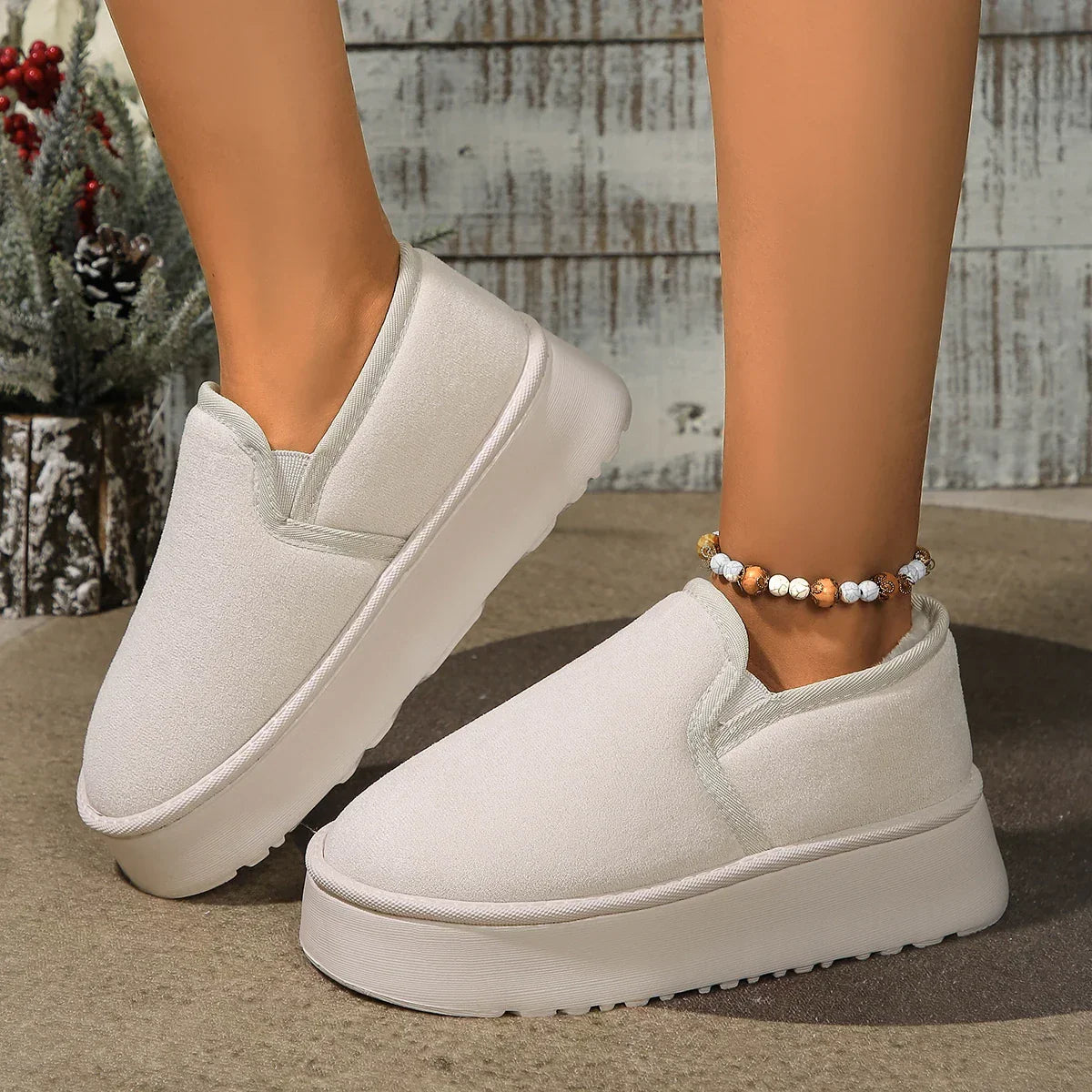 Women Snow Boots New Winter Vintage Boots Women Household Anti-skid Plush Comfortable Outdoors Thick Bottom Windbreak Warm Bo