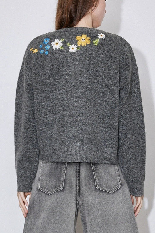Vintage Floral Embroidery Sweater