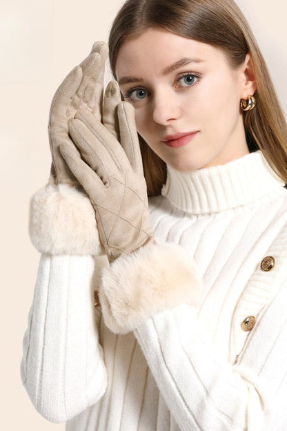 Fleece Lined Checkered Touchscreen Gloves