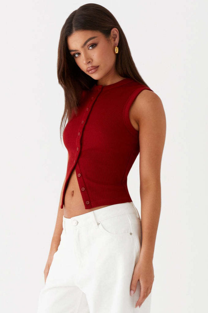 Sleeveless Slim Fit Knit Top