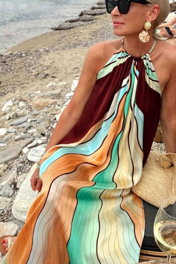 Santorini-inspired Backless Halter Neck Wavy Gradient Print Maxi Dress
