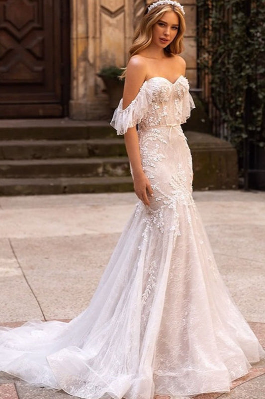 Vintage Lace Fit Flare Wedding Dress