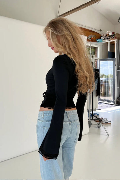 V Neck Lace Trim Bodycon Long Sleeve Tee