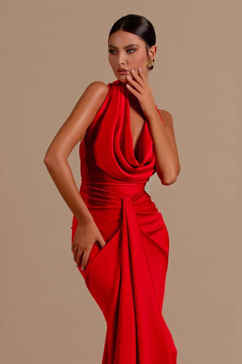 Halter V Neck Ruched Bodycon Dress