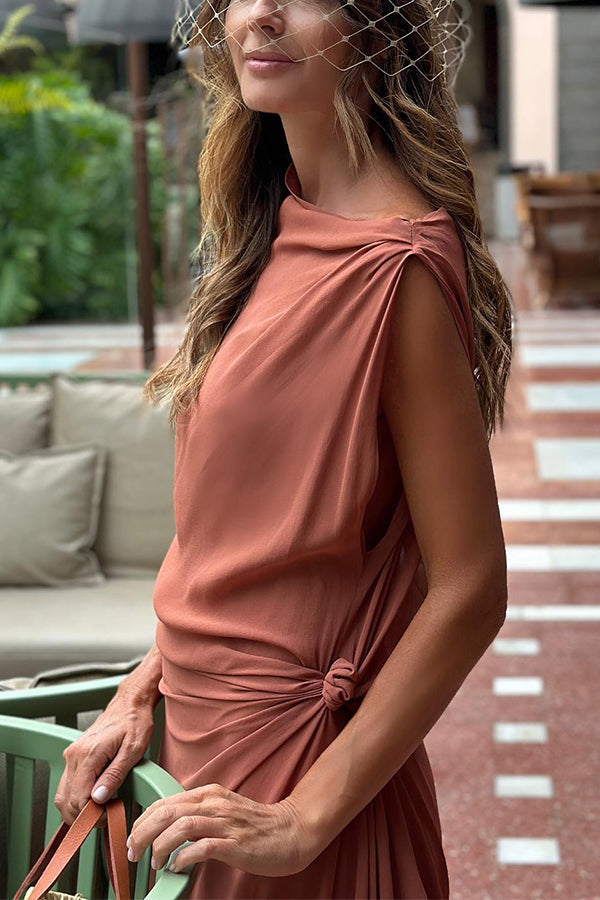Solid Color Fashion Cut Slim Dress