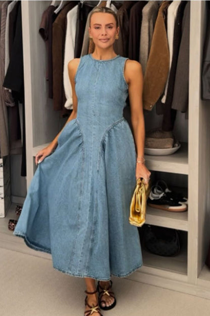 Classic and Stylish Denim Open Back Tie-up Gathered Hip Stretch Midi Dress