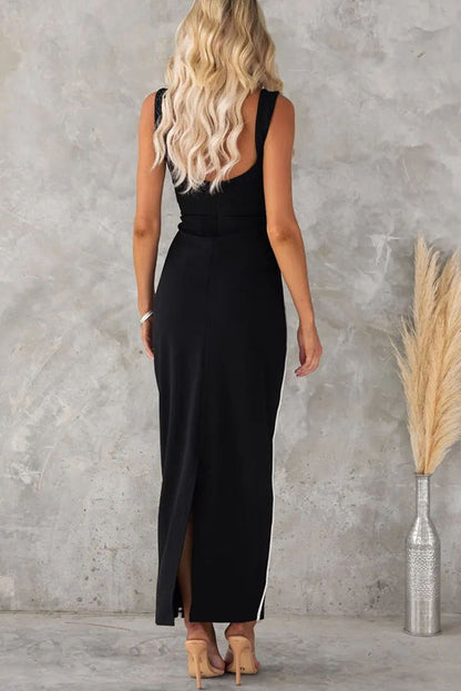 Scoop Neck Contrast Piping Bodycon Maxi Dress