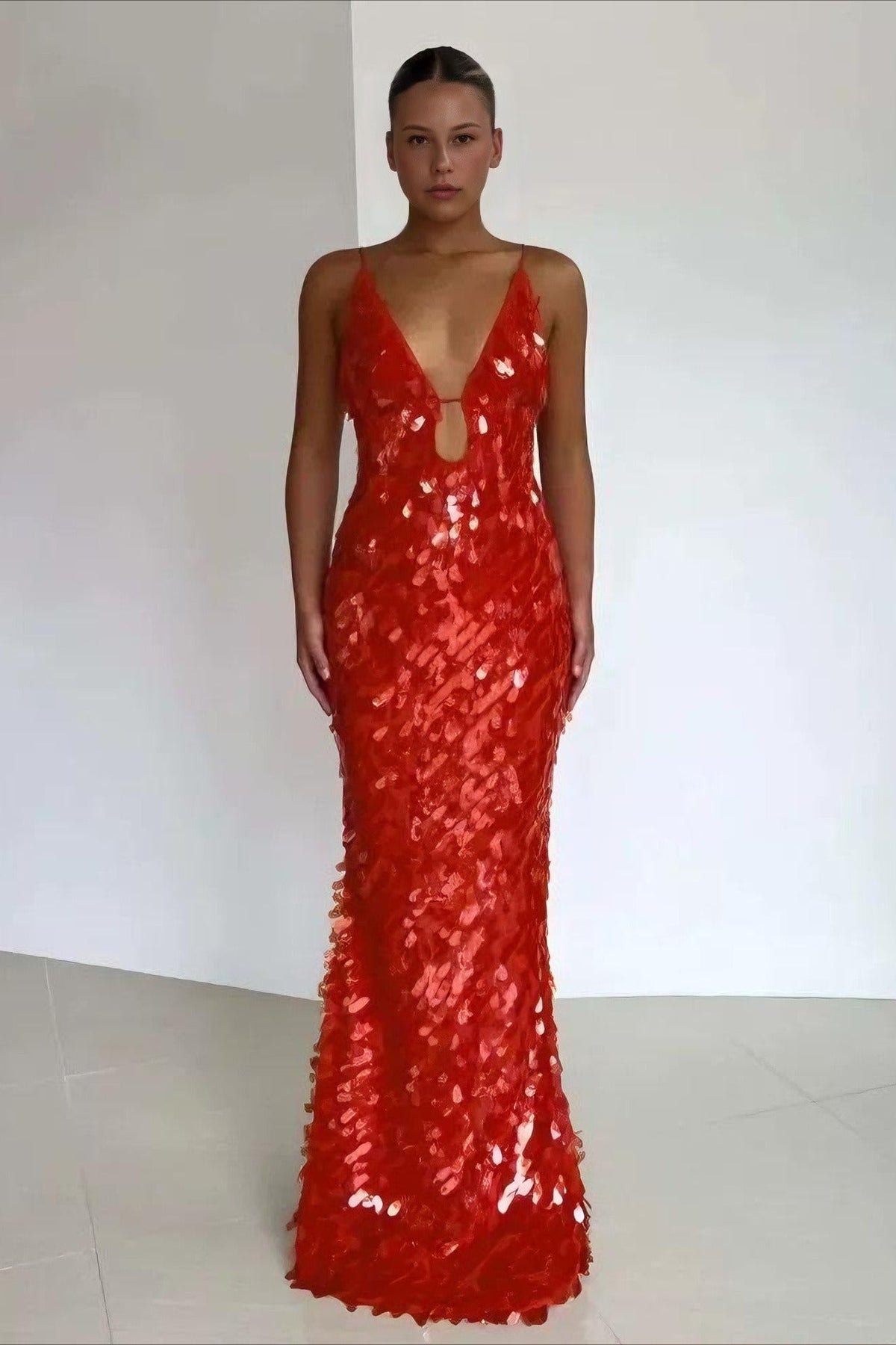 Chic Short Sleeve Plunging Cocktail Dress