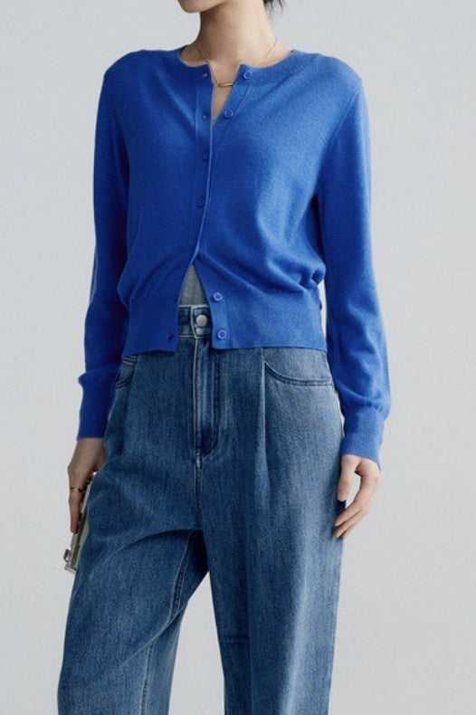Solid Color Round Neck Knit Cardigan