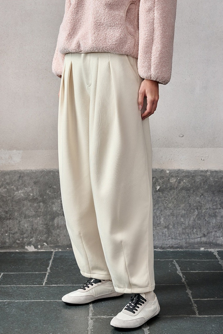 Relaxed Fit Wide Leg Knit Pants