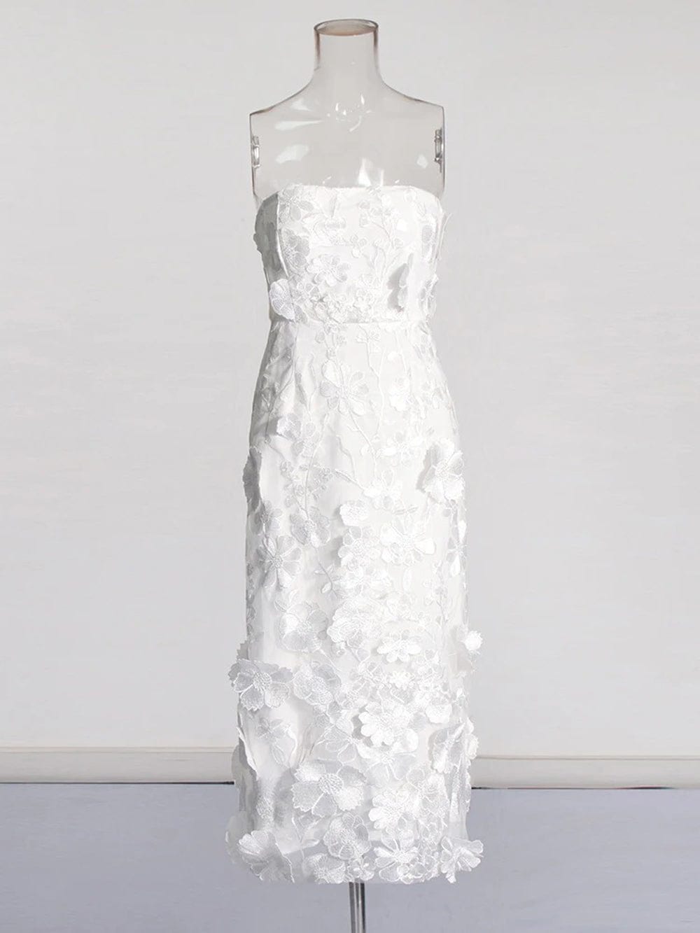 3D Floral Applique Strapless Bodycon Midi Dress