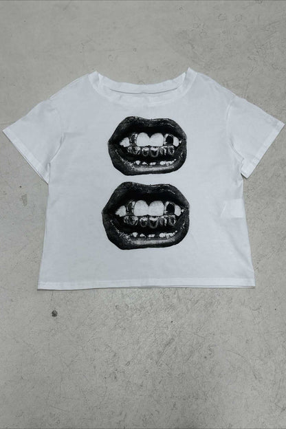Double Lips Graphic Oversized T-Shirt