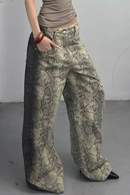 Snake Pattern 3D Print Relaxed Mid Rise Jeans