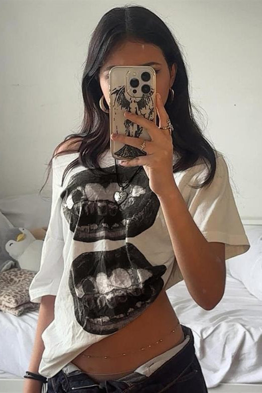Double Lips Graphic Oversized T-Shirt