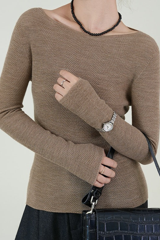 Seamless Fine Wool Knit Top