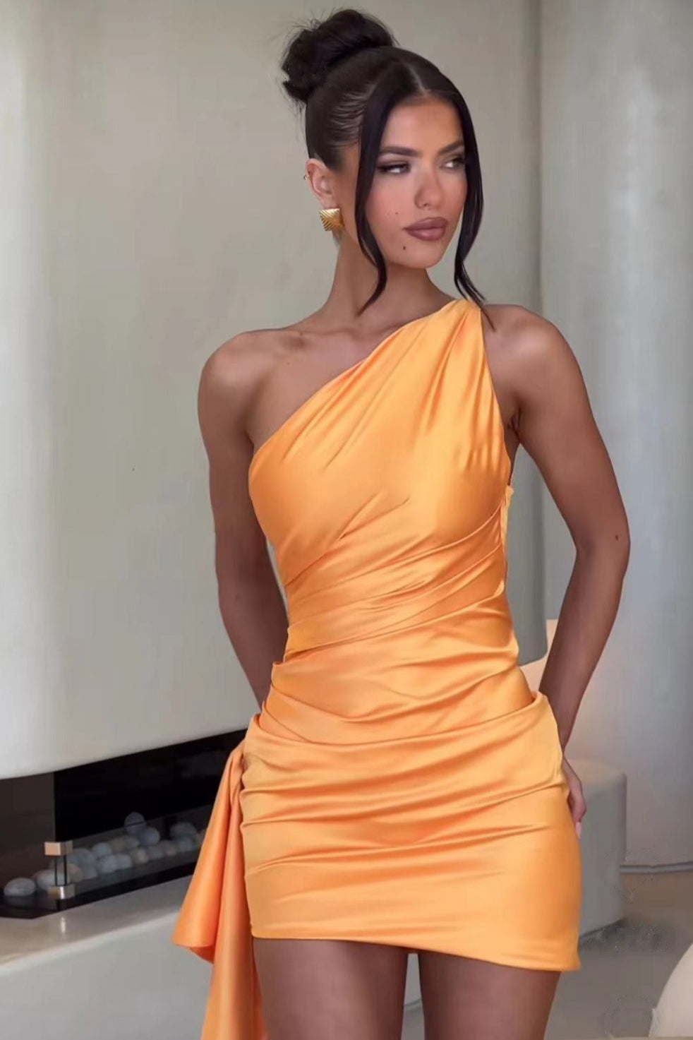 One-Shoulder Bodycon Cocktail Dress